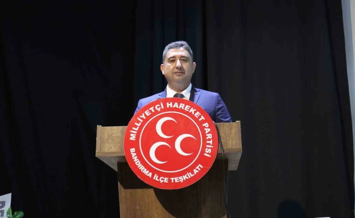 MHP Bandırma’da 8 yıllık başkanlık görevini Harun Algül devraldı 