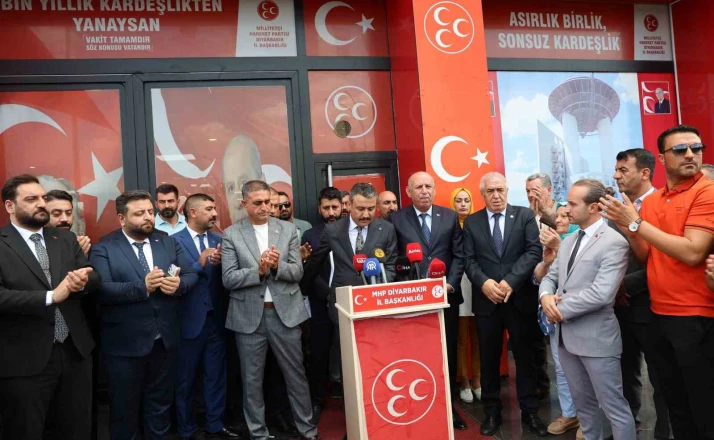 MHP Diyarbakır İl Başkanlığında görev devri
