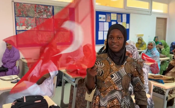Moritanya’da ki Afrikalı öğrenciler Başkanı Altay’ı coşkuyla karşıladı