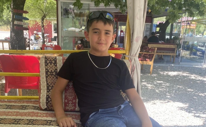 Motosikletle kaza yapan çocuk hayatını kaybetti