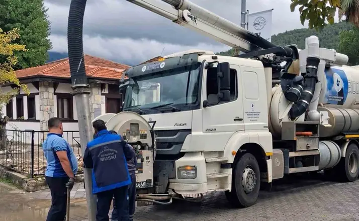 Muğla’da yağış mesaisi: 20 su baskınına müdahale edildi
