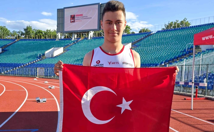 Muhammed Eren, dünya rekorlarıyla zirvede