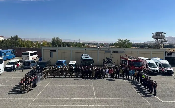 Muş E Tipi Kapalı Ceza İnfaz Kurumunda olağanüstü hal tatbikatı
