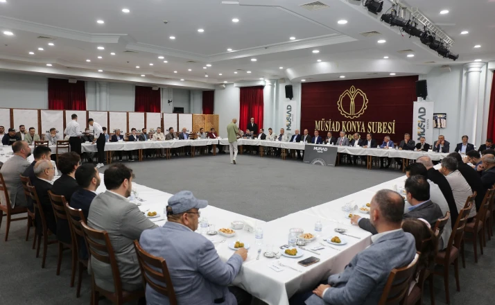 MÜSİAD Konya Bayramlaşma Programı yoğun katılımla gerçekleşti