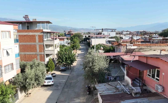 Nazilli’de 10 sokakta asfalt mesaisi başladı 