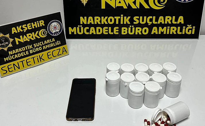 Otobüste uyuşturucu operasyonu: 700 hap ele geçirildi