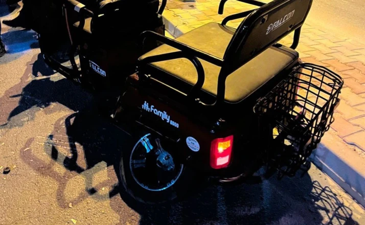 Otomobil ile üç tekerlekli motosiklet çarpıştı: 2 yaralı