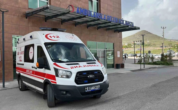 Otomobil üç tekerlekli motosikletle çarpıştı: 1 ölü 3 yaralı 