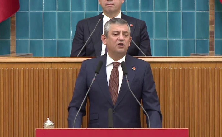 Özgür Özel: "Biz bu ülkenin yoksullarını onların insafına bırakmayacağız"