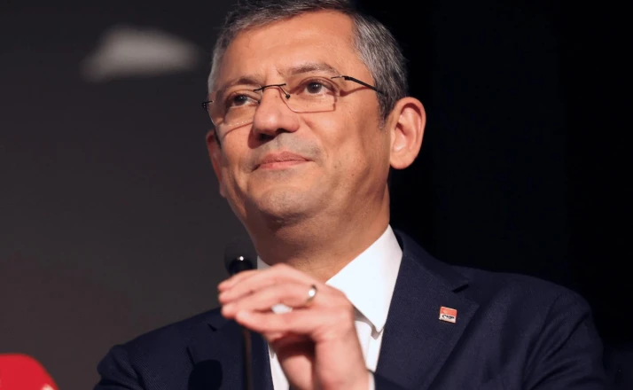 Özgür Özel tekrardan CHP Genel Başkanı oldu