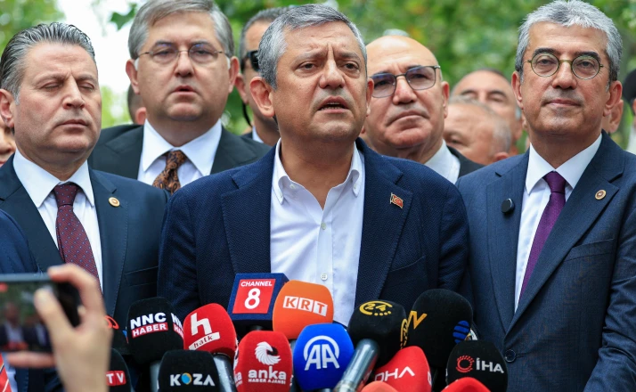 Özgür Özel: "YENİ Parti ana muhalefet partisi olarak bütçe çalışmalarına katılacak"