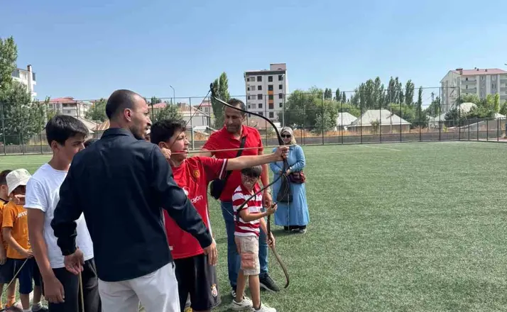 Patnos’ta Gençlik Festivali Büyük İlgi Gördü
