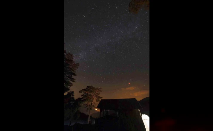 Perseid meteor yağmuru Erzurum semalarında görüntülendi 