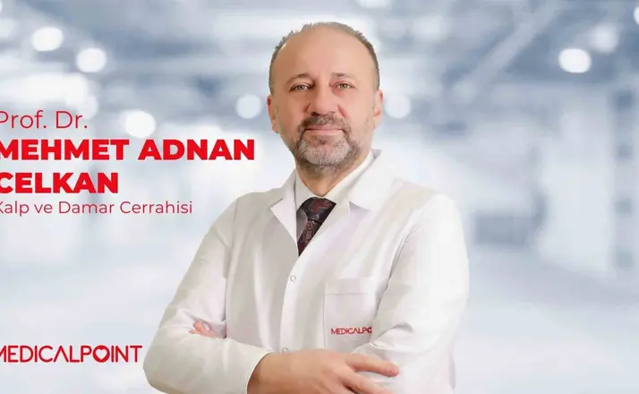 Prof. Dr. Celkan: "Bacakta ani şişlik ve ağrıya dikkat. pıhtı hayati risk oluşturabilir"
