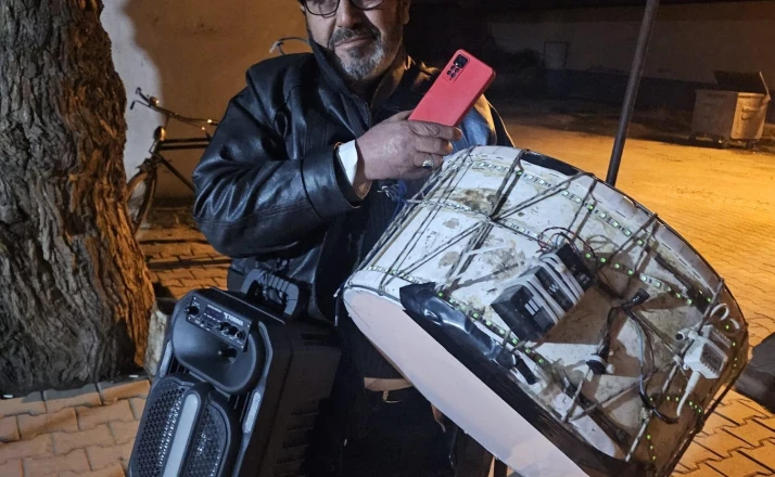 Sahura mehter marşı ile kalkıyorlar