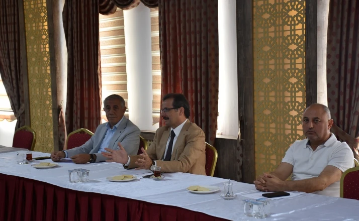 Salihli’de Kültür ve Sanat Vakfı için kritik toplantı 