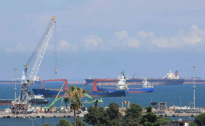 Samsun açıklarında gemi yoğunluğu 