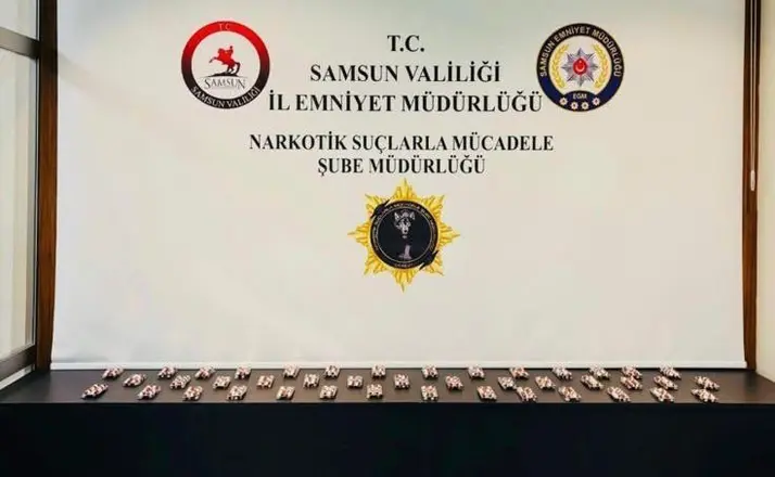 Samsun’da 2 bin 352 sentetik ecza ele geçirildi: 3 gözaltı
