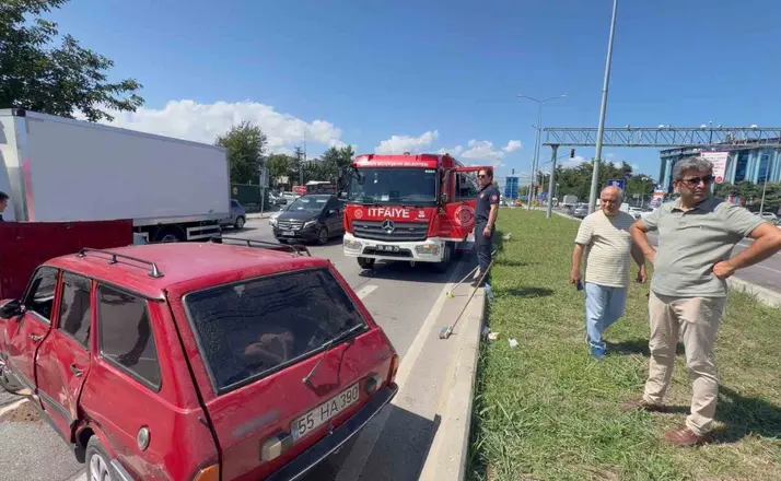 Samsun’da araçlar çarpıştı: 2’si çocuk 3 yaralı
