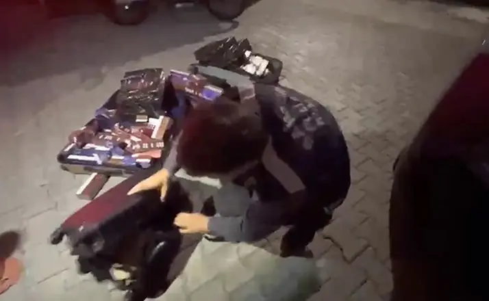 Samsun’da kaçak tütün mamulleri operasyonu: 2 gözaltı
