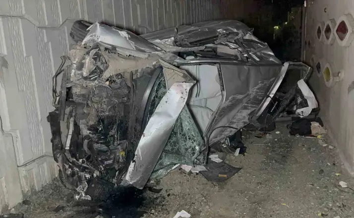 Samsun’da takla atarak hurdaya dönen otomobilde 2 kişi yaralandı
