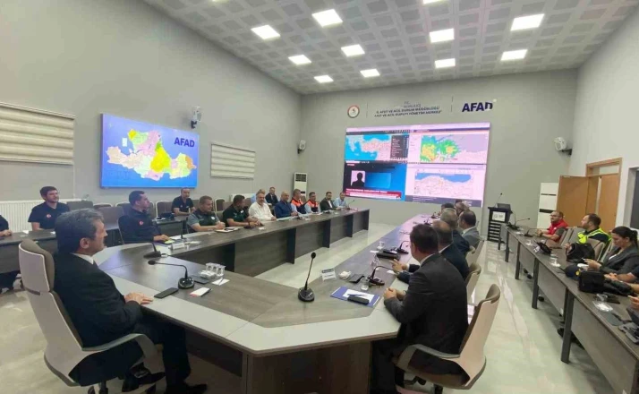 Samsun’da turuncu kodlu meteorolojik uyarı için tedbir toplantısı 