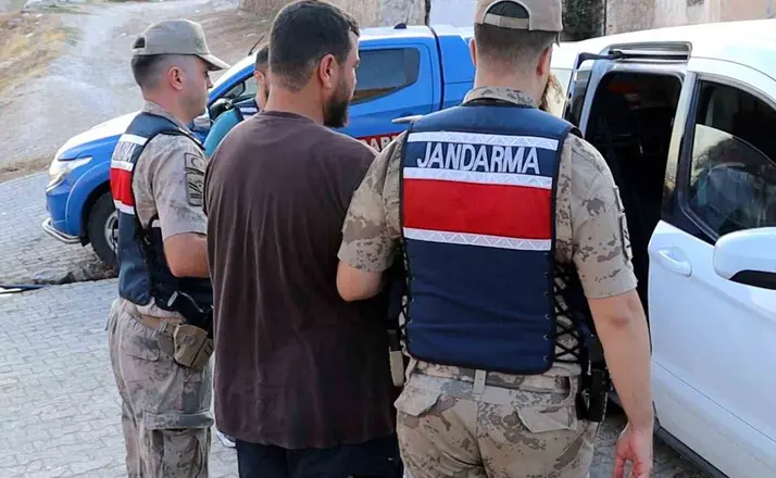Şanlıurfa’da 27 yıl hapis cezası bulunan firari yakalandı
