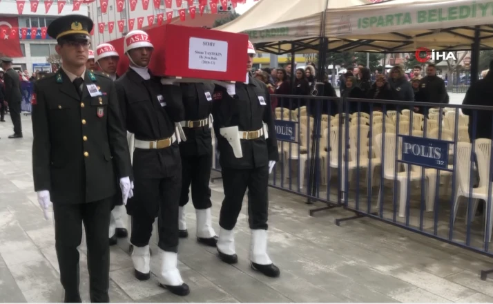 Şehit Binbaşı Sinan Taştekin son yolculuğuna uğurlandı