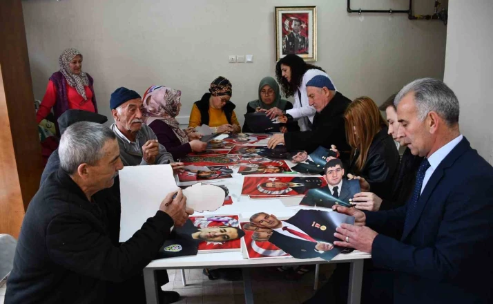 Şehit evlatlarını, eşlerinin hatıralarını 3 boyutlu rölyeflerde yaşatıyorlar