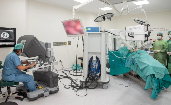 Selçuk Üniversitesinde Göğüs Cerrahisinde bir ilk: Robotik Cerrahi uygulandı