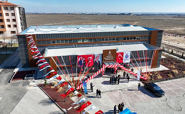 Selçuklu Fen Lisesi Kapalı Spor Salonu ve Suni Çim Saha’nın resmi açılışı gerçekleştirildi