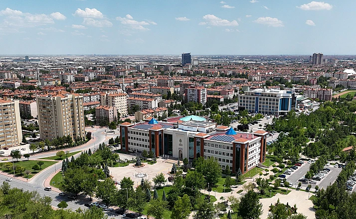 Selçuklu, nüfusuyla 50 ilden büyük