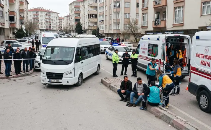 Selçuklu'da Rehabilitasyon Merkezinin Servis Aracı Kaza Yaptı: 8 Yaralı