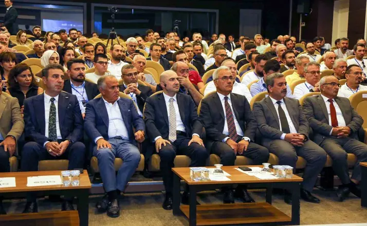 Sivas’ta "Destek ve Dönüşüm" Toplantısı, STSO ev sahipliğinde gerçekleşti
