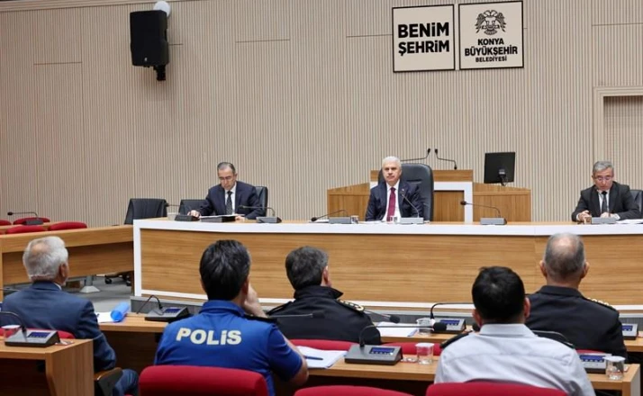 Sokak hayvanları ile toplantı Vali Akın başkanlığında gerçekleştirildi