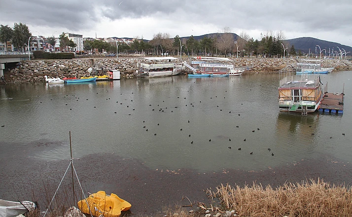 Son yağışlar Beyşehir Gölü'ne can suyu oldu