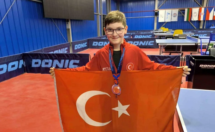 Tahir Efe Şahin Kazakistan’dan bronz madalya ile döndü