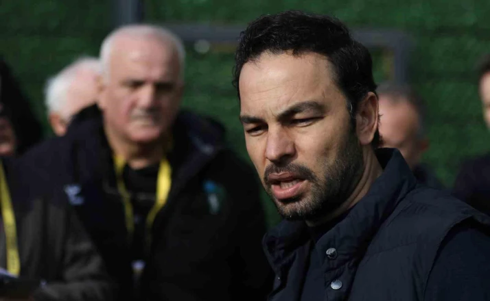 Takımını sahadan çekmişti: Selçuk İnan'dan hakeme çok sert tepki!