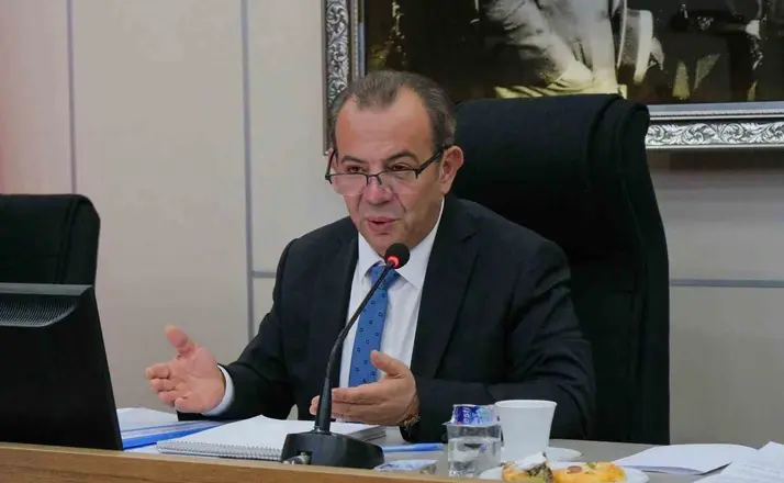 Tanju Özcan’a cinsel saldırı davasında beraat
