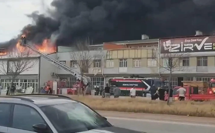 Tenekeciler Sanayi Sitesi’nde yangın çıktı: 1 İtfaiye eri şehit oldu