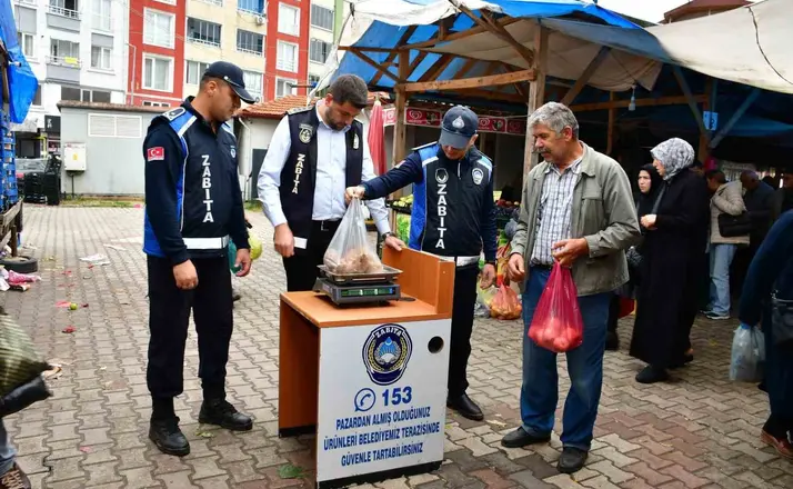Terme semt pazarlarında denetimler devam ediyor

