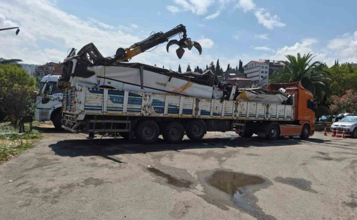 Trabzon’da hurdaya ayrılan araçlar ekonomiye kazandırılıyor 