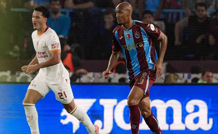Trendyol Süper Lig: Trabzonspor: 3- Galatasaray:0 (İlk yarı)
