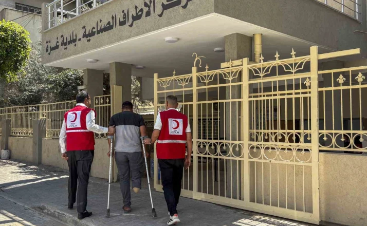 Türk Kızılay Gazze’de Protez Destek Projesi başlattı 