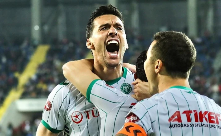 Umut Nayir Konyaspor’a veda etti