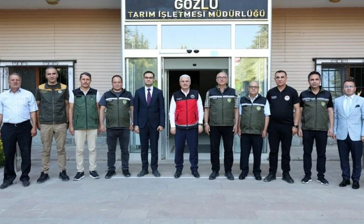 Vali Akın Tarımsal Üretimi İnceledi