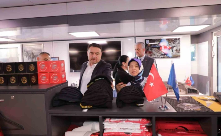 Vali Işın’dan Kartal Vakfı’nın sosyal sorumluluk projesine destek 