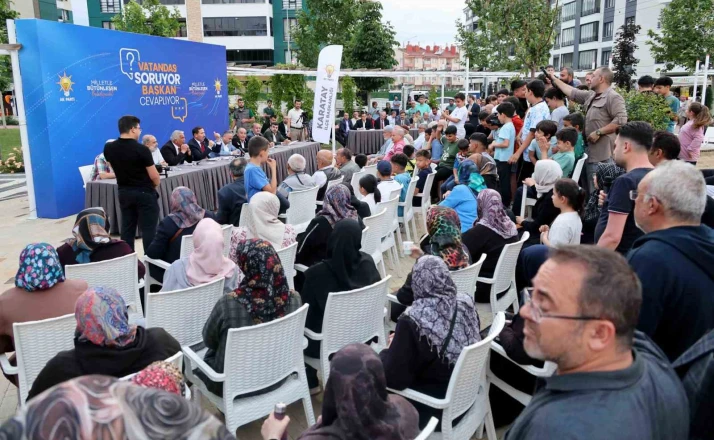 "Vatandaş Soruyor, Başkan Cevaplıyor" buluşmaları Karatay’da yoğun katılımla gerçekleşti