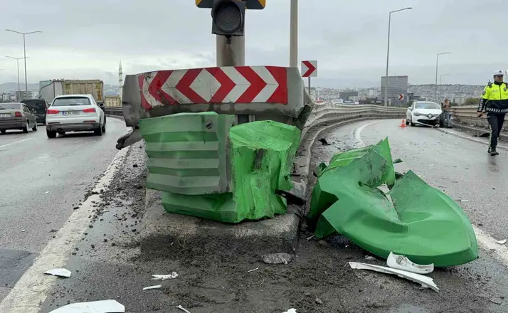 Viyadükteki kaza maddi hasarla atlatıldı
