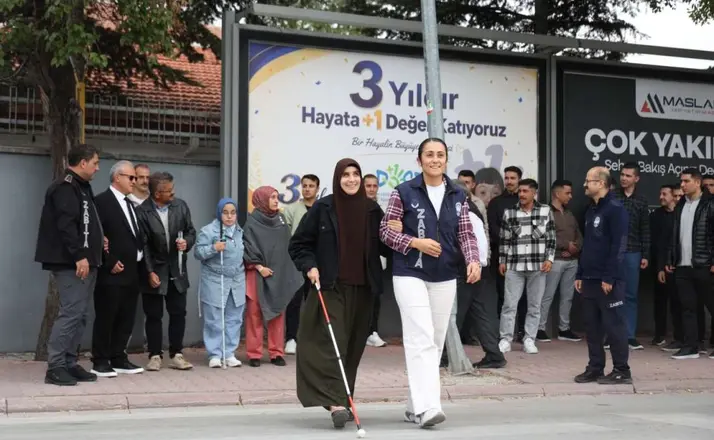 Yeni zabıta personeline görme engelli farkındalık eğitimi verildi